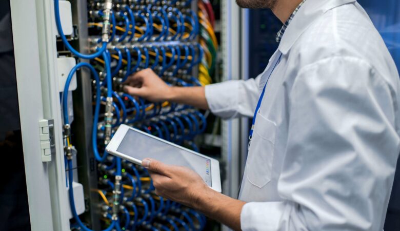 AI-Optimized Cloud Services for Supply Chain